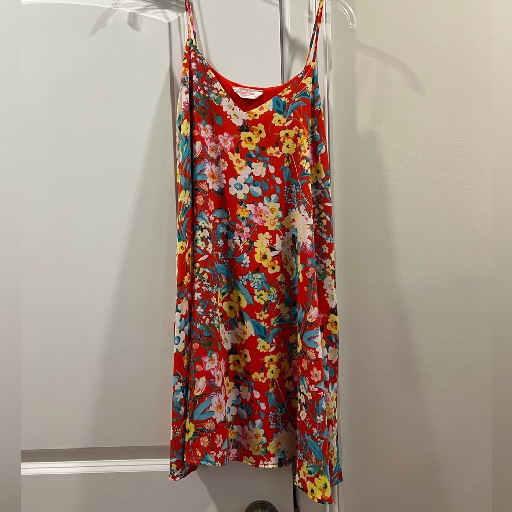 Beautiful flowery dress